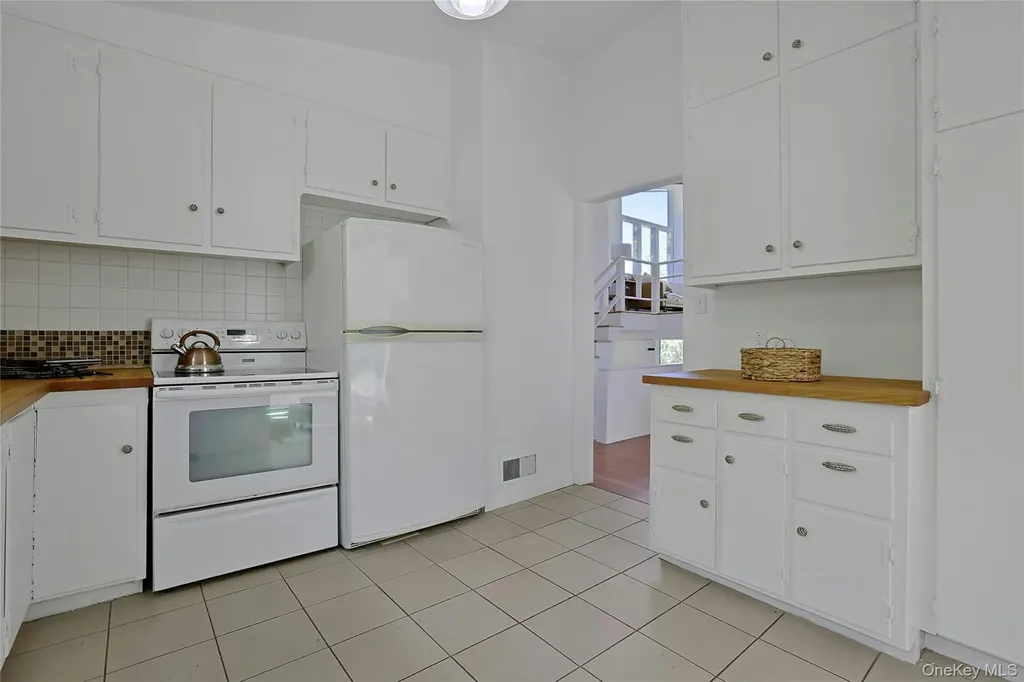 107 Larchdale Avenue Nyack NY 10960