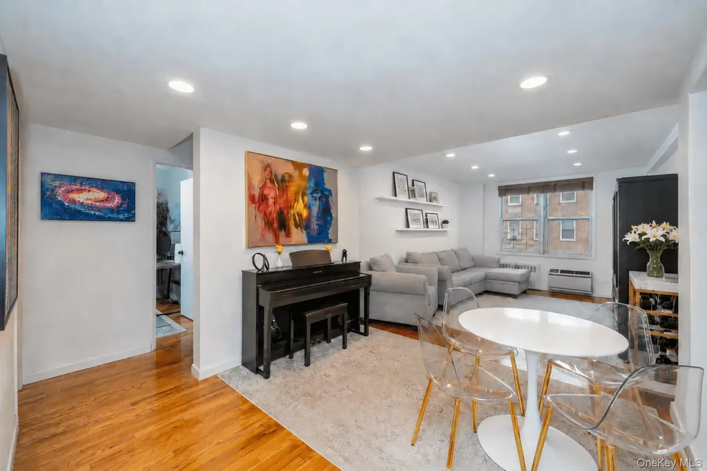 3185 Crescent Street Astoria NY 11106