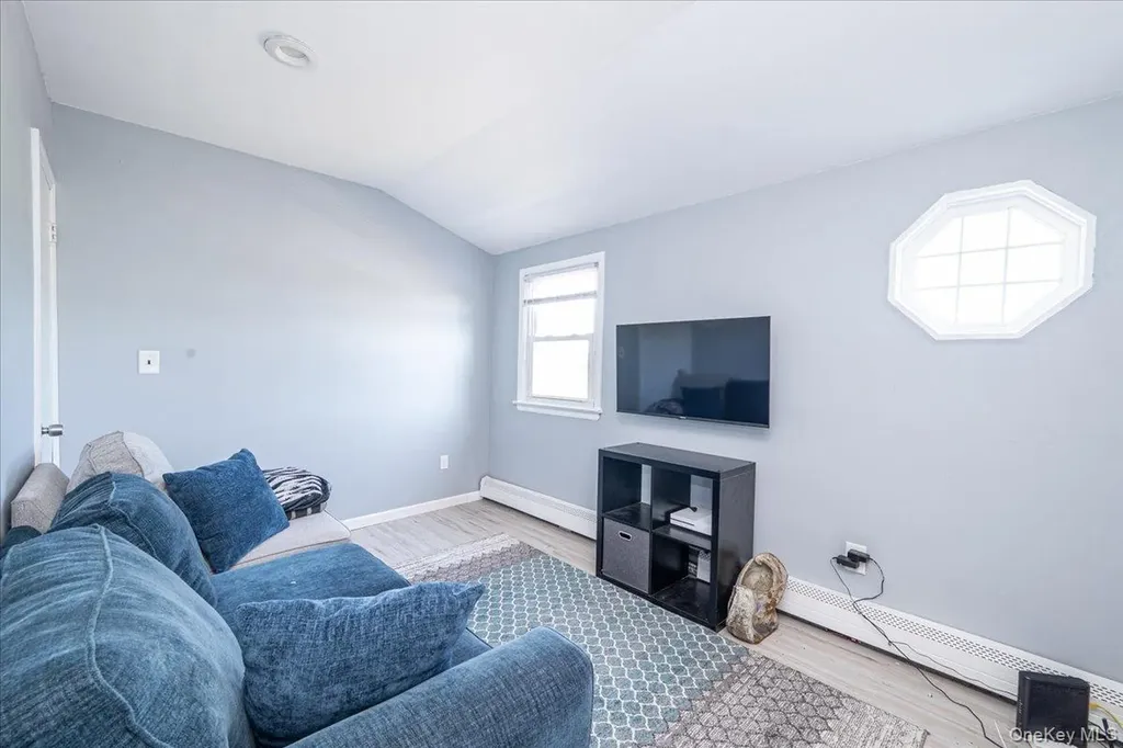 148 Saxton Street Patchogue NY 11772