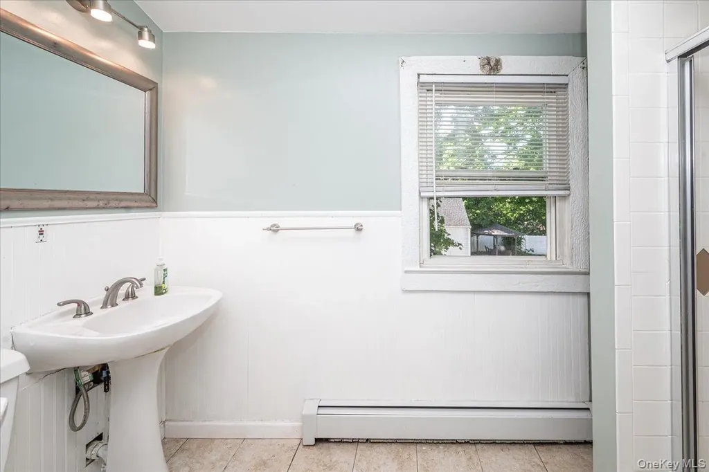 148 Saxton Street Patchogue NY 11772