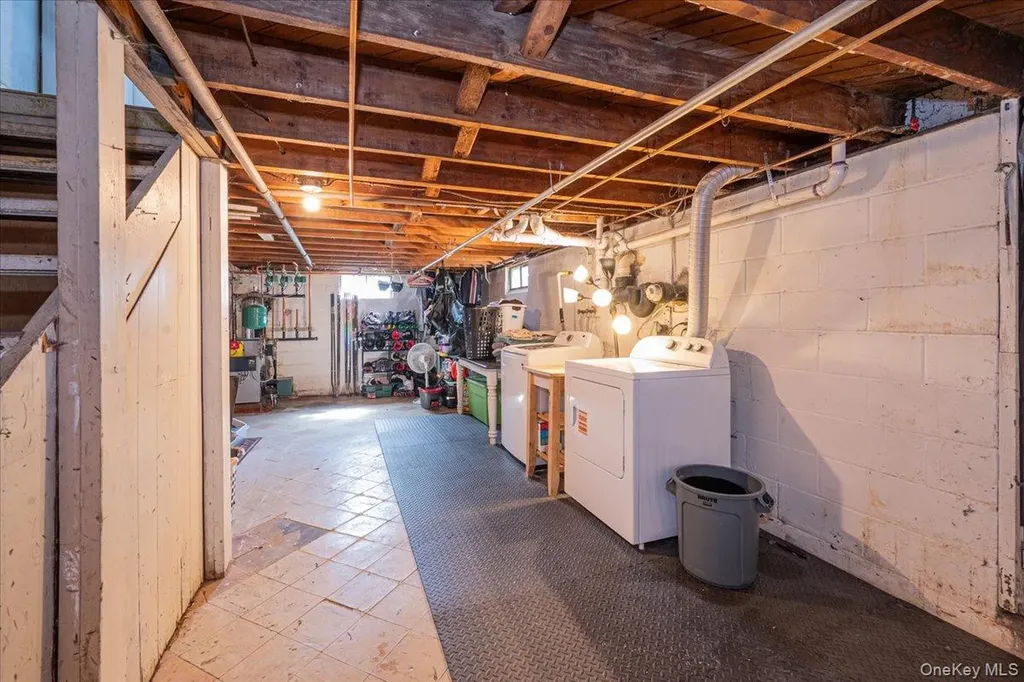 148 Saxton Street Patchogue NY 11772