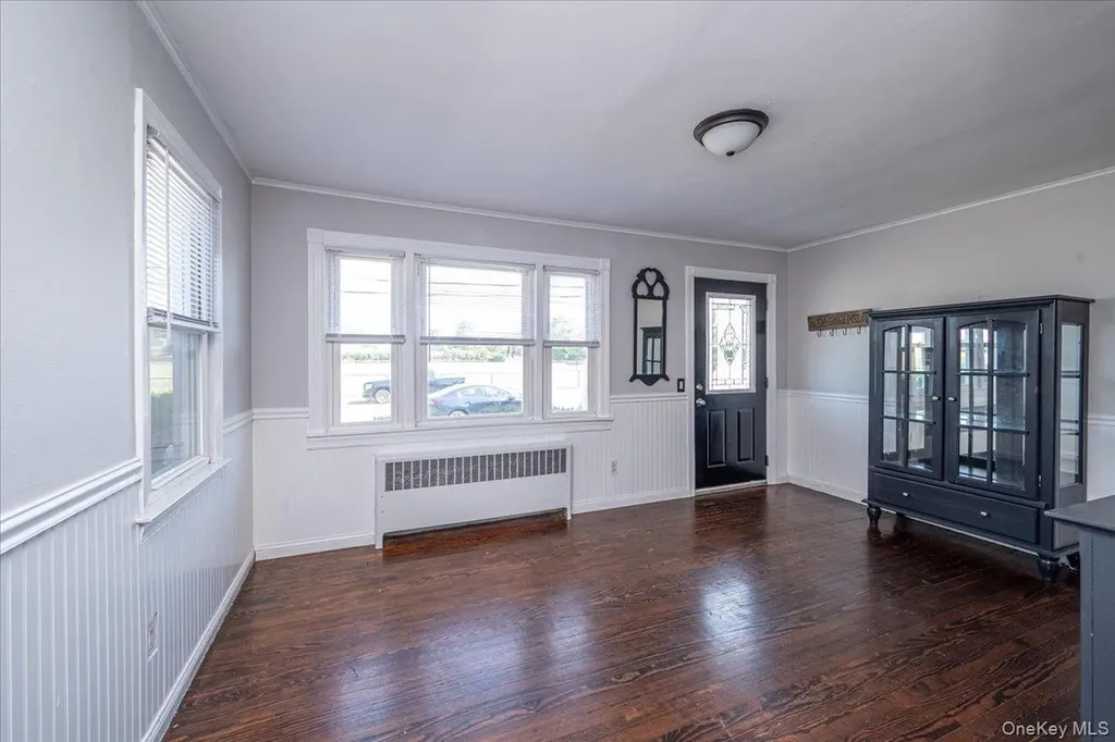 148 Saxton Street Patchogue NY 11772