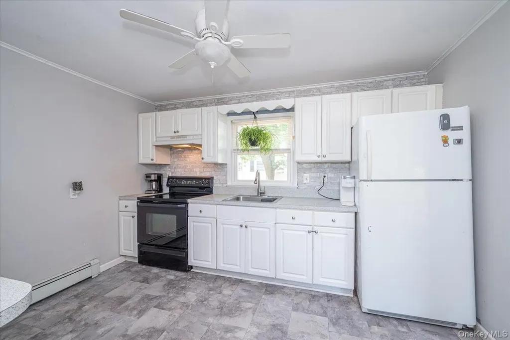 148 Saxton Street Patchogue NY 11772