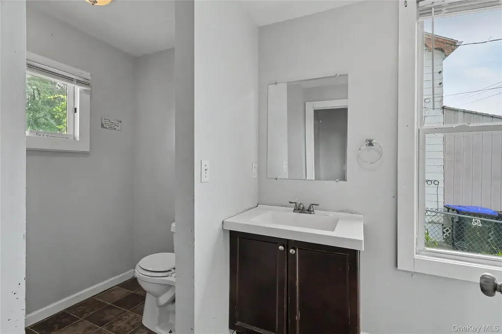 39 Spruce Street Poughkeepsie NY 12601