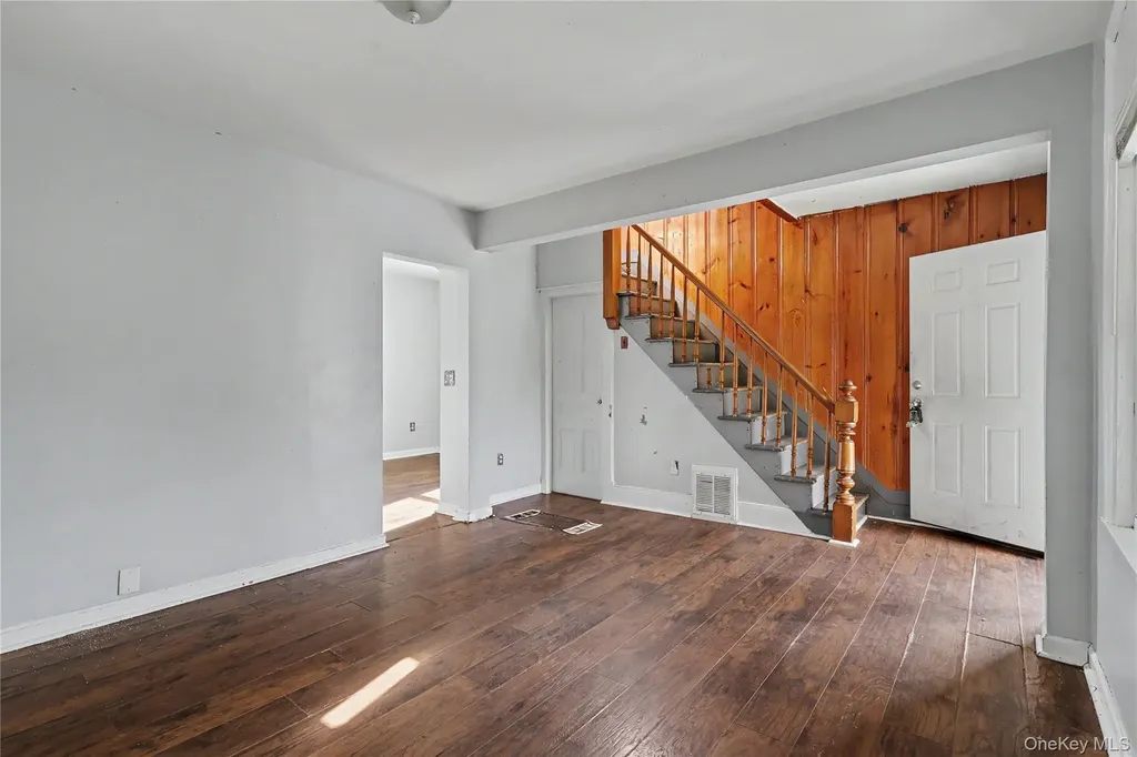 39 Spruce Street Poughkeepsie NY 12601