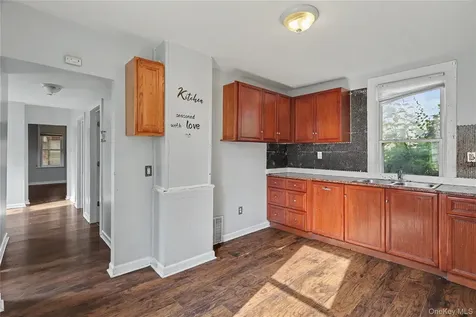 39 Spruce Street Poughkeepsie NY 12601