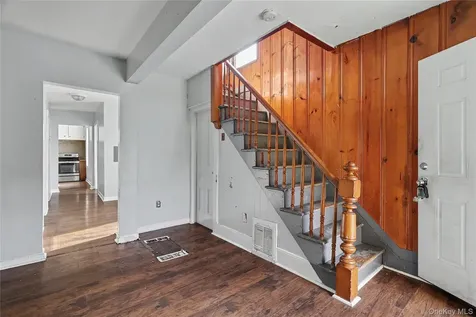 39 Spruce Street Poughkeepsie NY 12601
