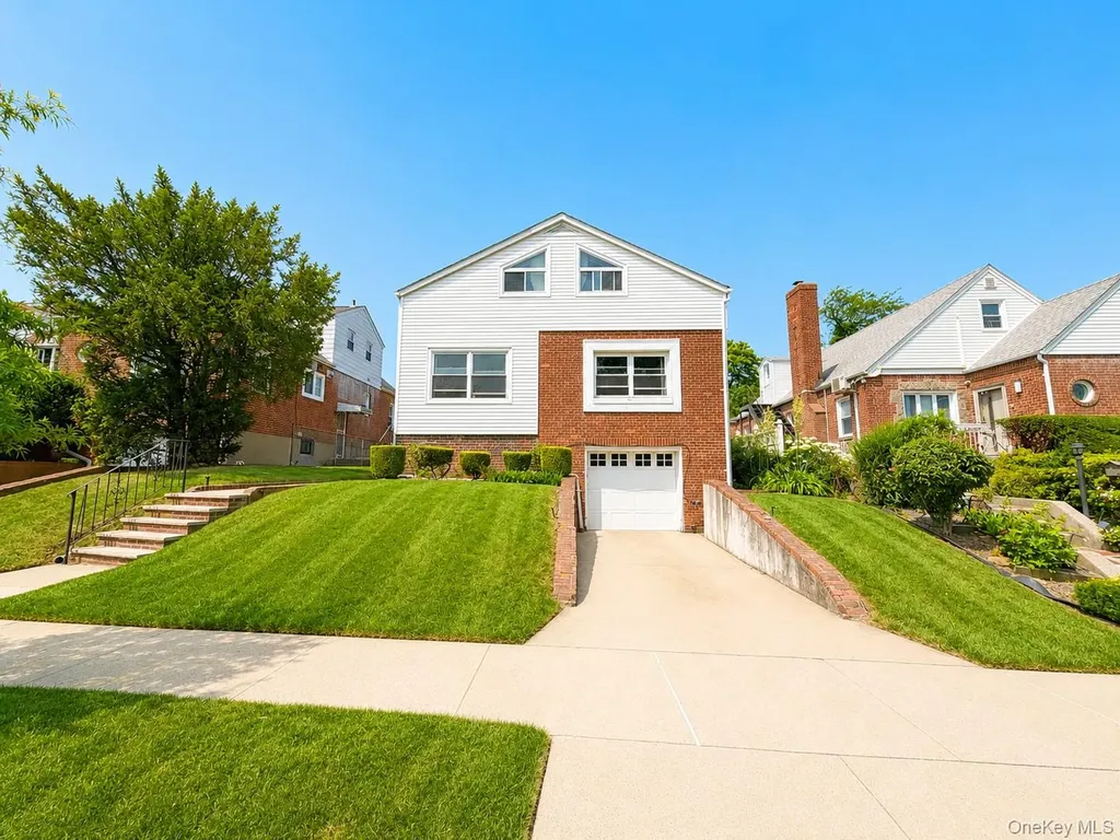 8018 217th Queens Village NY 11427