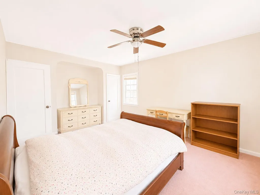 8018 217th Queens Village NY 11427