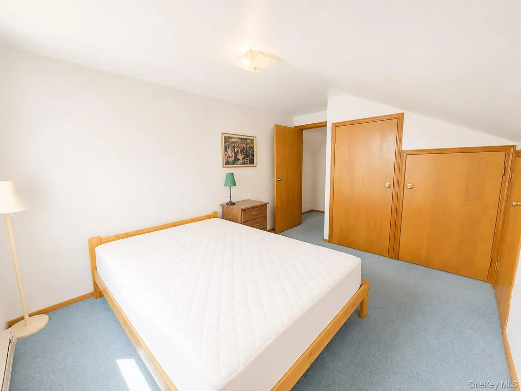 8018 217th Queens Village NY 11427