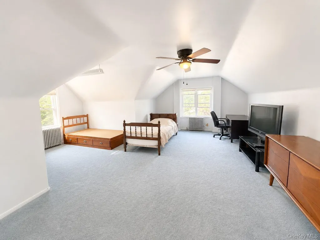8018 217th Queens Village NY 11427