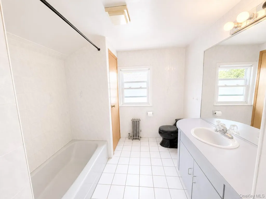 8018 217th Queens Village NY 11427