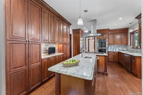 40 Parkview Drive Bronxville NY 10708