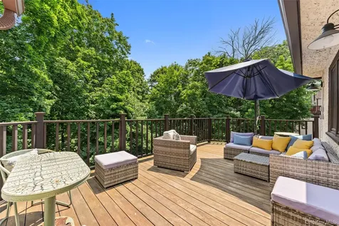 40 Parkview Drive Bronxville NY 10708