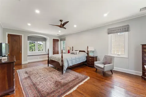 40 Parkview Drive Bronxville NY 10708