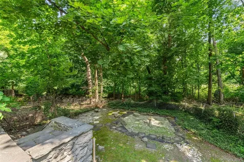 40 Parkview Drive Bronxville NY 10708