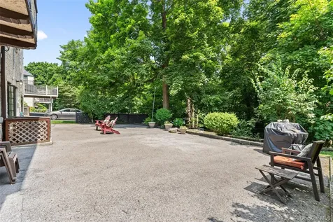 40 Parkview Drive Bronxville NY 10708