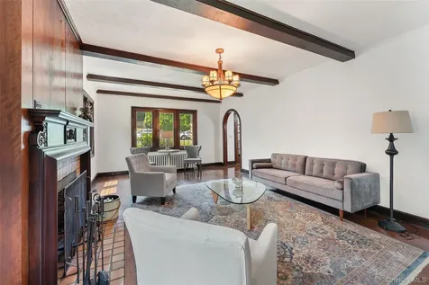 40 Parkview Drive Bronxville NY 10708