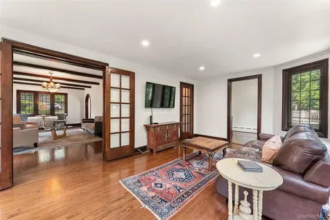 40 Parkview Drive Bronxville NY 10708
