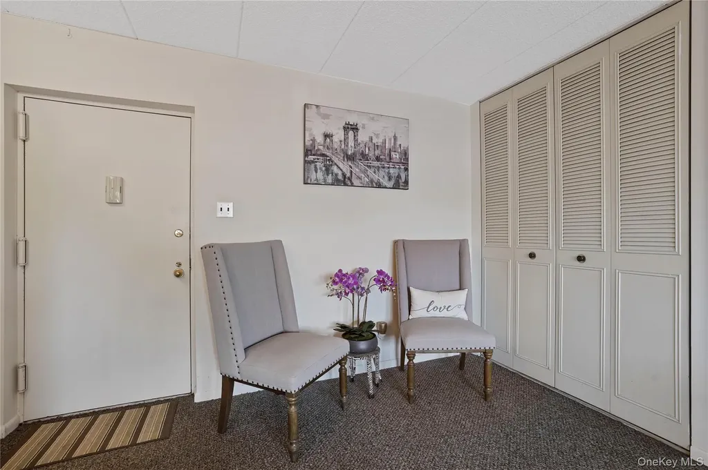 71-49 Metropolitan Avenue Middle Village NY 11379