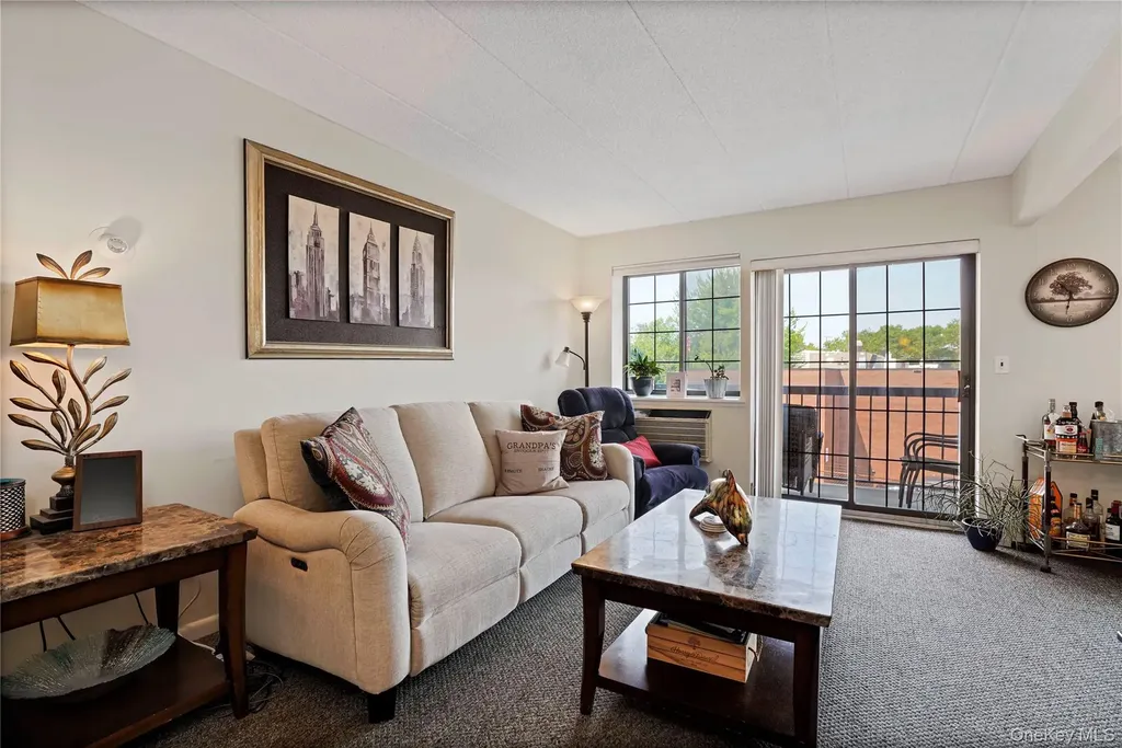 71-49 Metropolitan Avenue Middle Village NY 11379