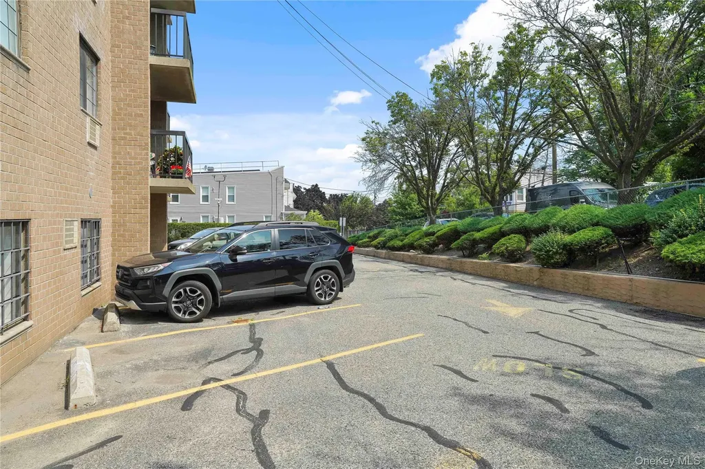 71-49 Metropolitan Avenue Middle Village NY 11379