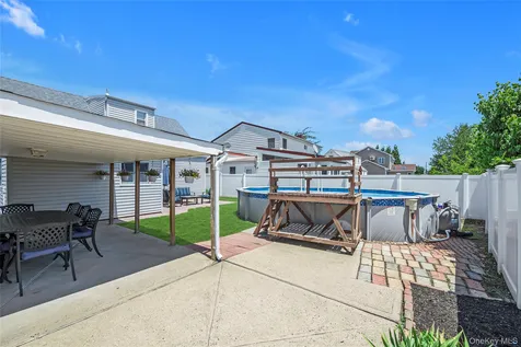63 Lincoln Boulevard Bethpage NY 11714