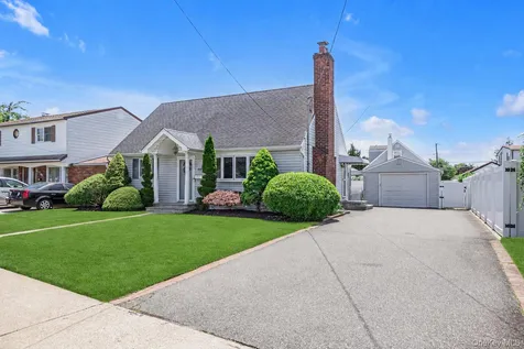 63 Lincoln Boulevard Bethpage NY 11714