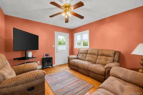 63 Lincoln Boulevard Bethpage NY 11714