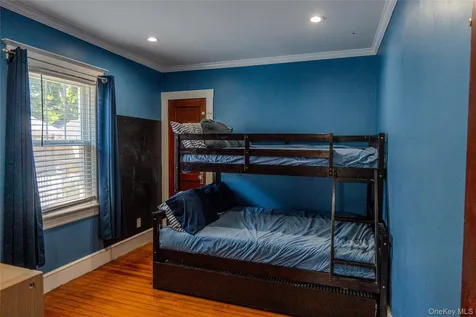 156 Fairview Avenue Bayport NY 11705