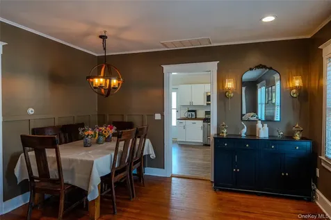 156 Fairview Avenue Bayport NY 11705