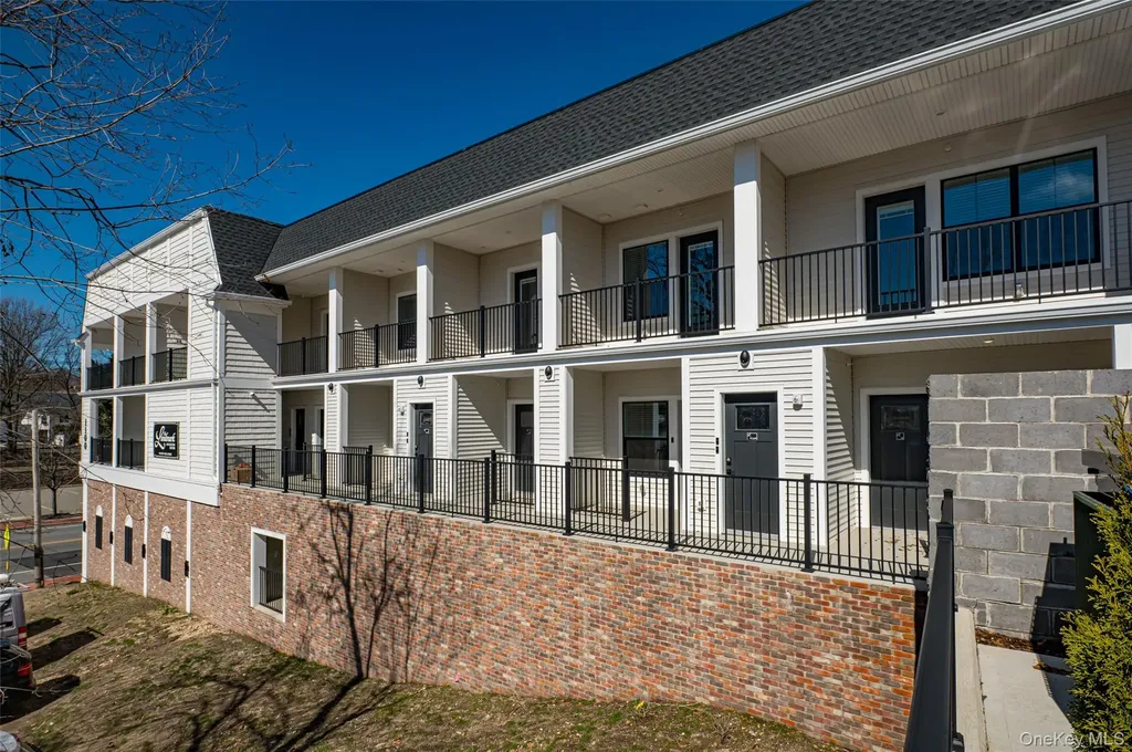 1100 New York Avenue Huntington Station NY 11746
