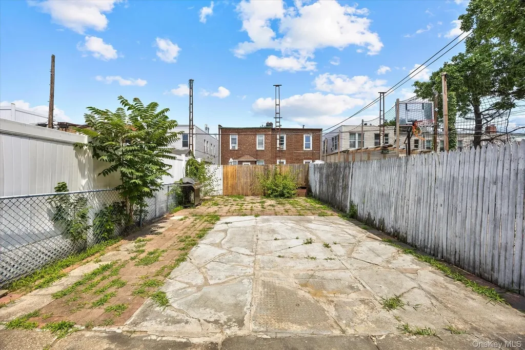 79-27 67th Drive Middle Village NY 11379