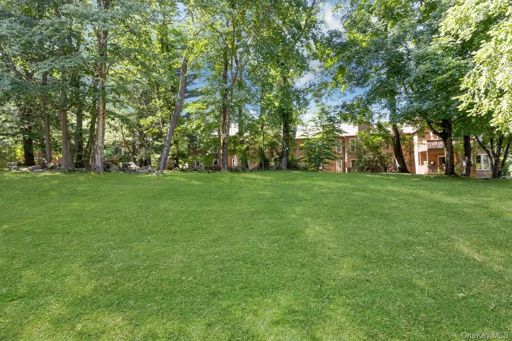 114 Ridgeview Lane Yorktown Heights NY 10598