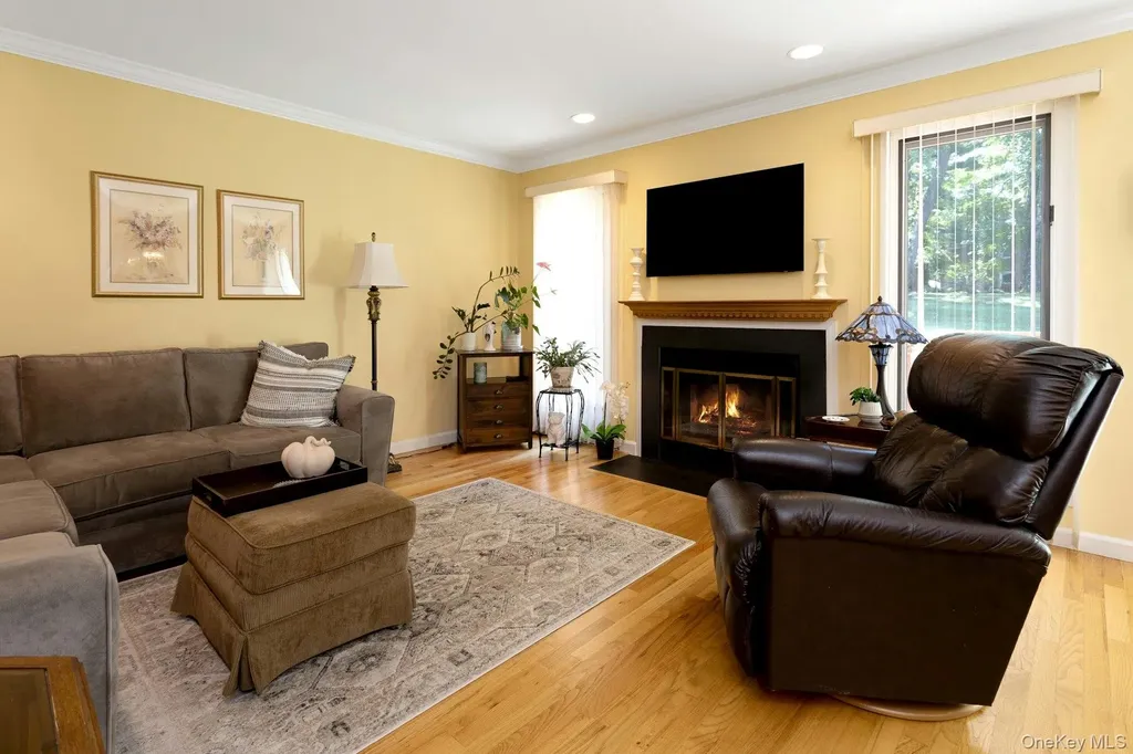 114 Ridgeview Lane Yorktown Heights NY 10598