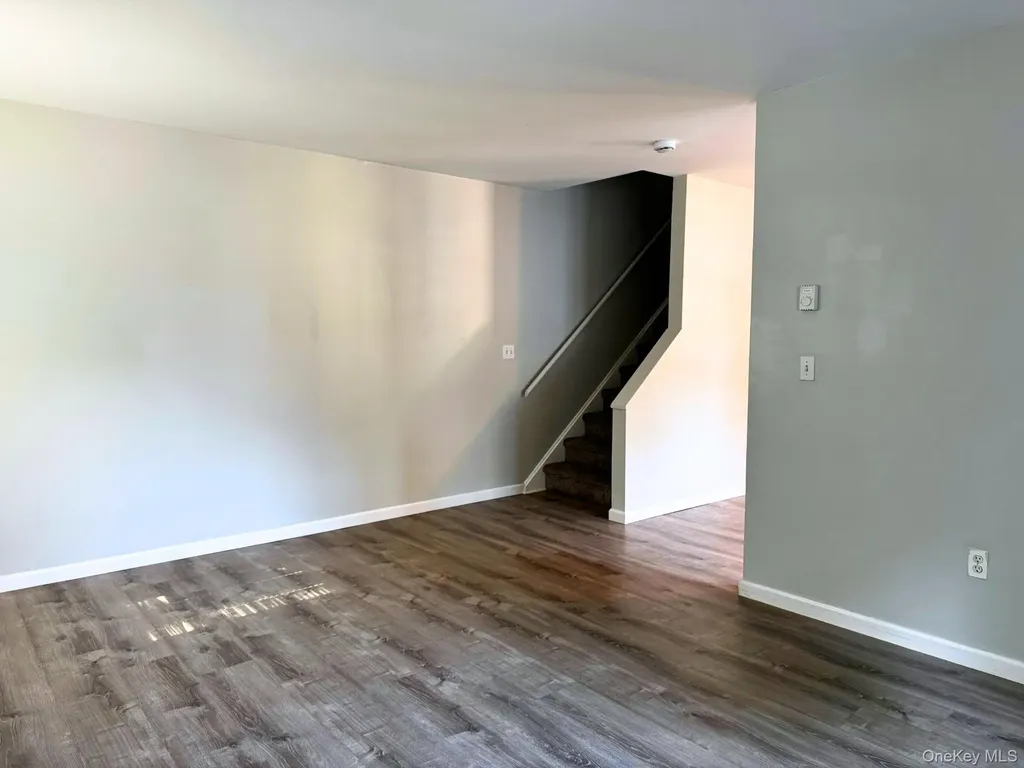 33 Fowler Avenue Carmel NY 10512