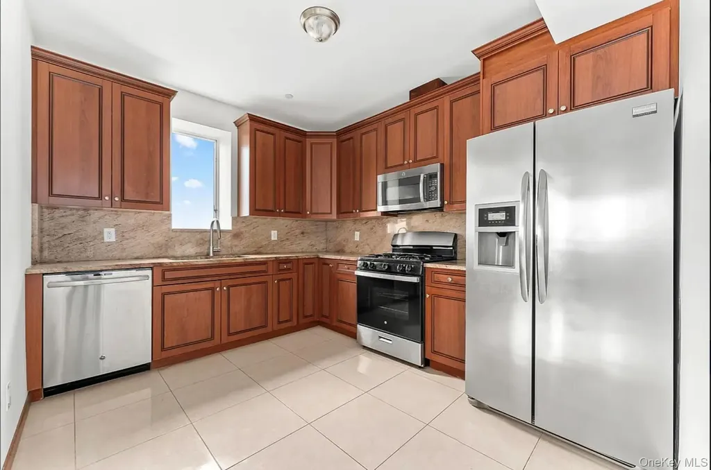 842 Ocean Parkway Brooklyn NY 11230