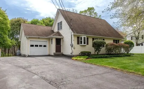 34 Appletree Drive Rhinebeck NY 12572