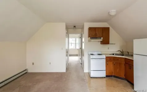 34 Appletree Drive Rhinebeck NY 12572