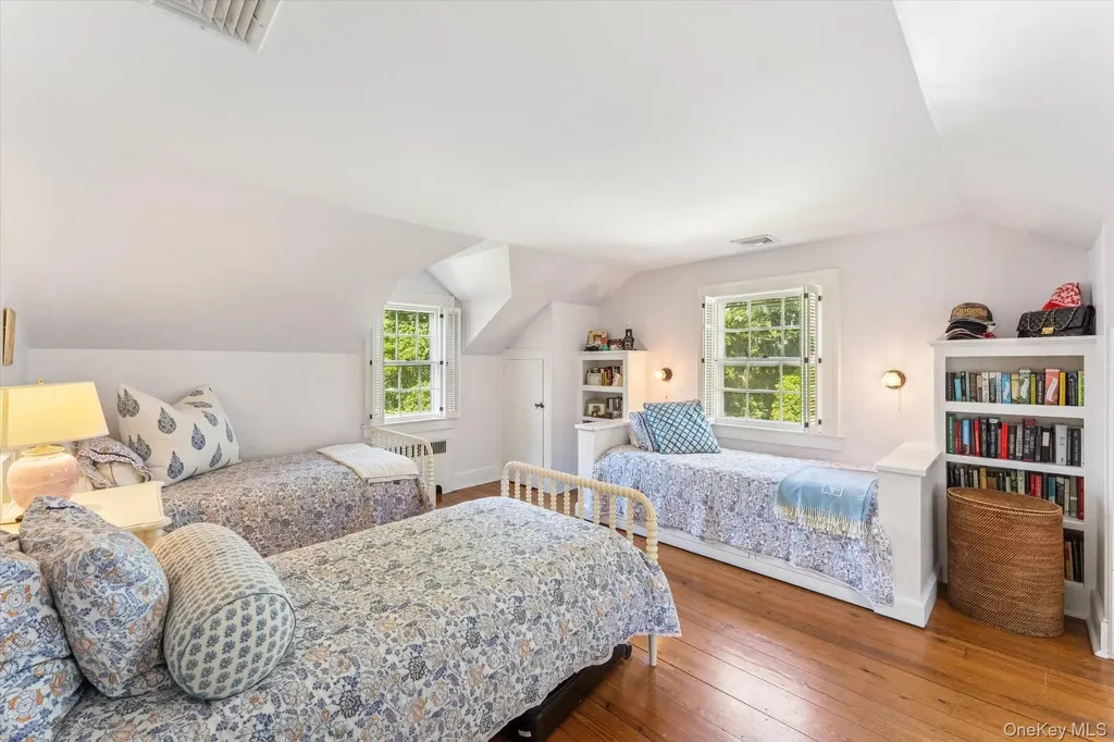 20 Quogue Street Quogue NY 11959