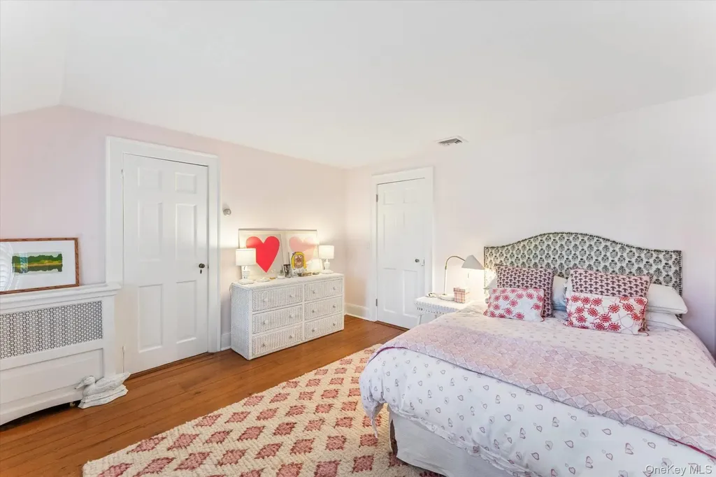 20 Quogue Street Quogue NY 11959