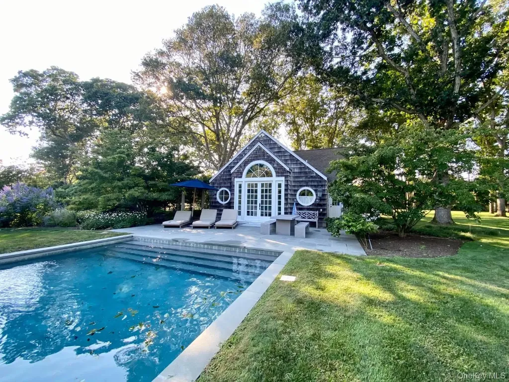 20 Quogue Street Quogue NY 11959