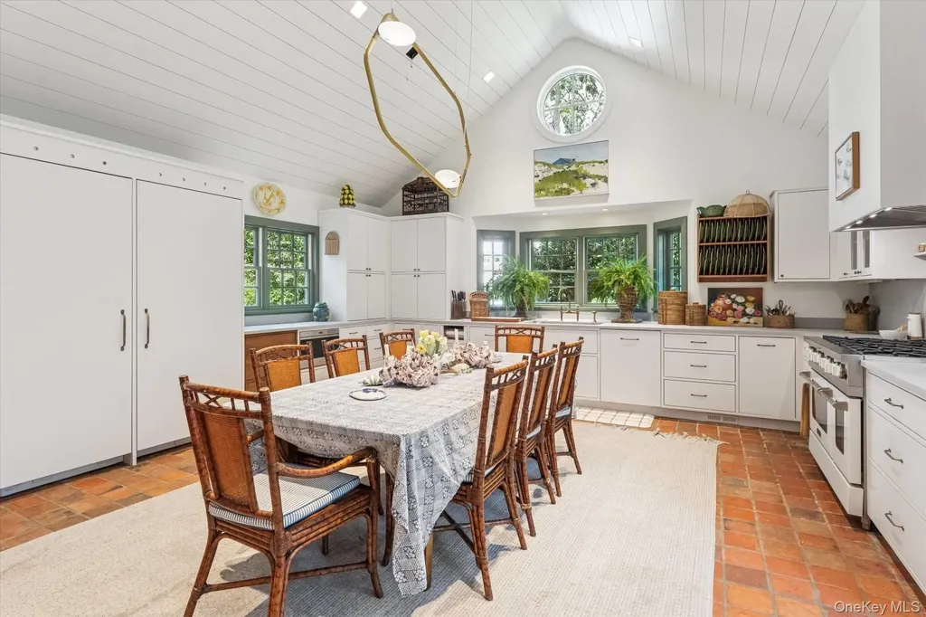 20 Quogue Street Quogue NY 11959