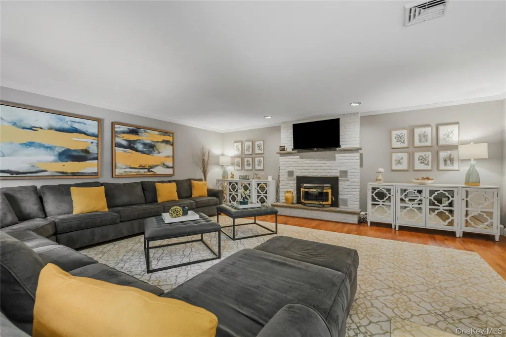 45 Christine Court Stormville NY 12582