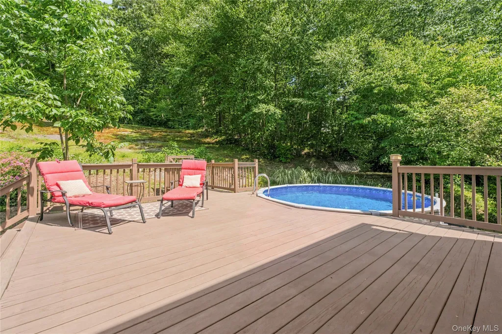 45 Christine Court Stormville NY 12582