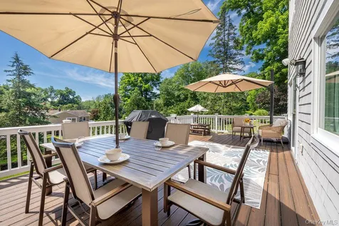 55 Harris Road Katonah NY 10536