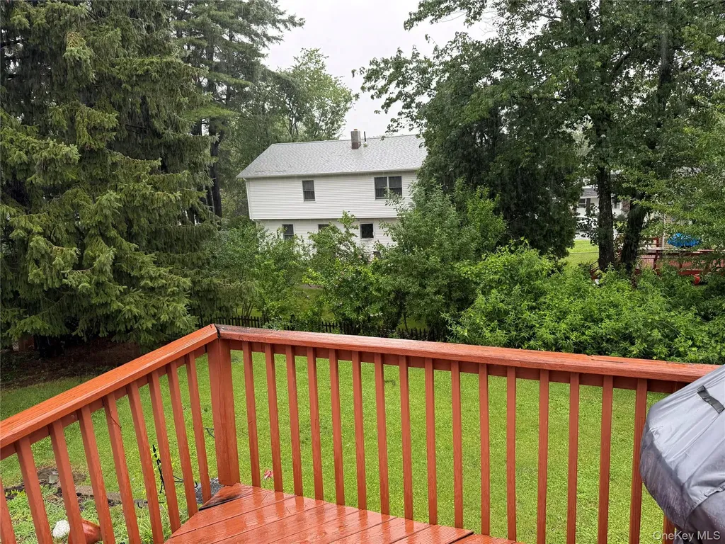 12 Heck Road Garnerville NY 10923