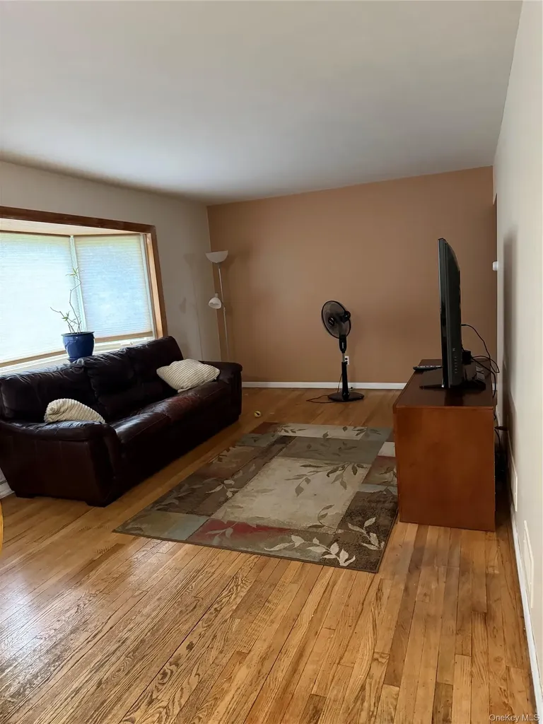 12 Heck Road Garnerville NY 10923