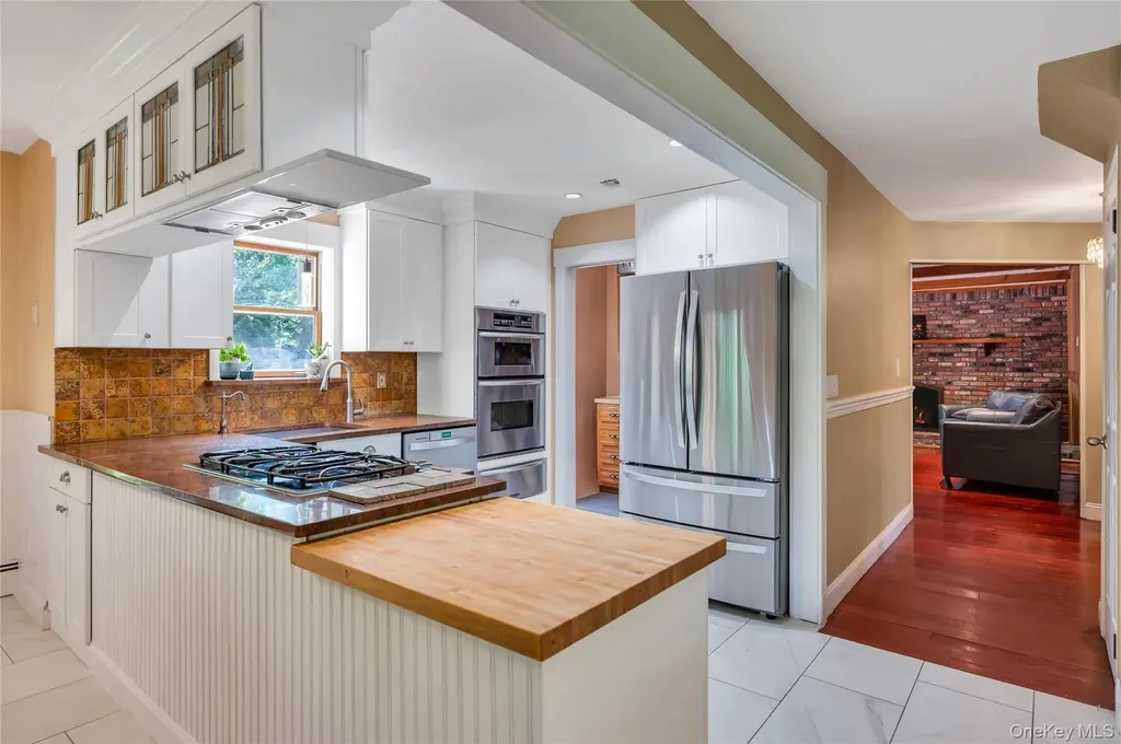 3 Spruce Circle Farmingville NY 11738