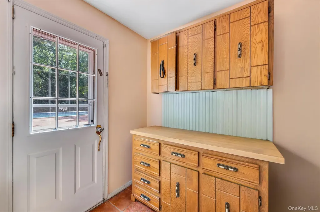 3 Spruce Circle Farmingville NY 11738